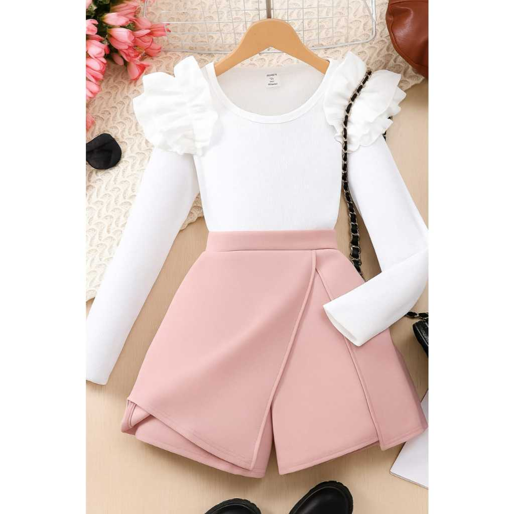 Short Saia em Suede + Blusa Ribana/Canelada